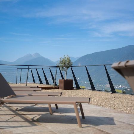 Oliven- & Genusshotel Hirzer Scena Kültér fotó