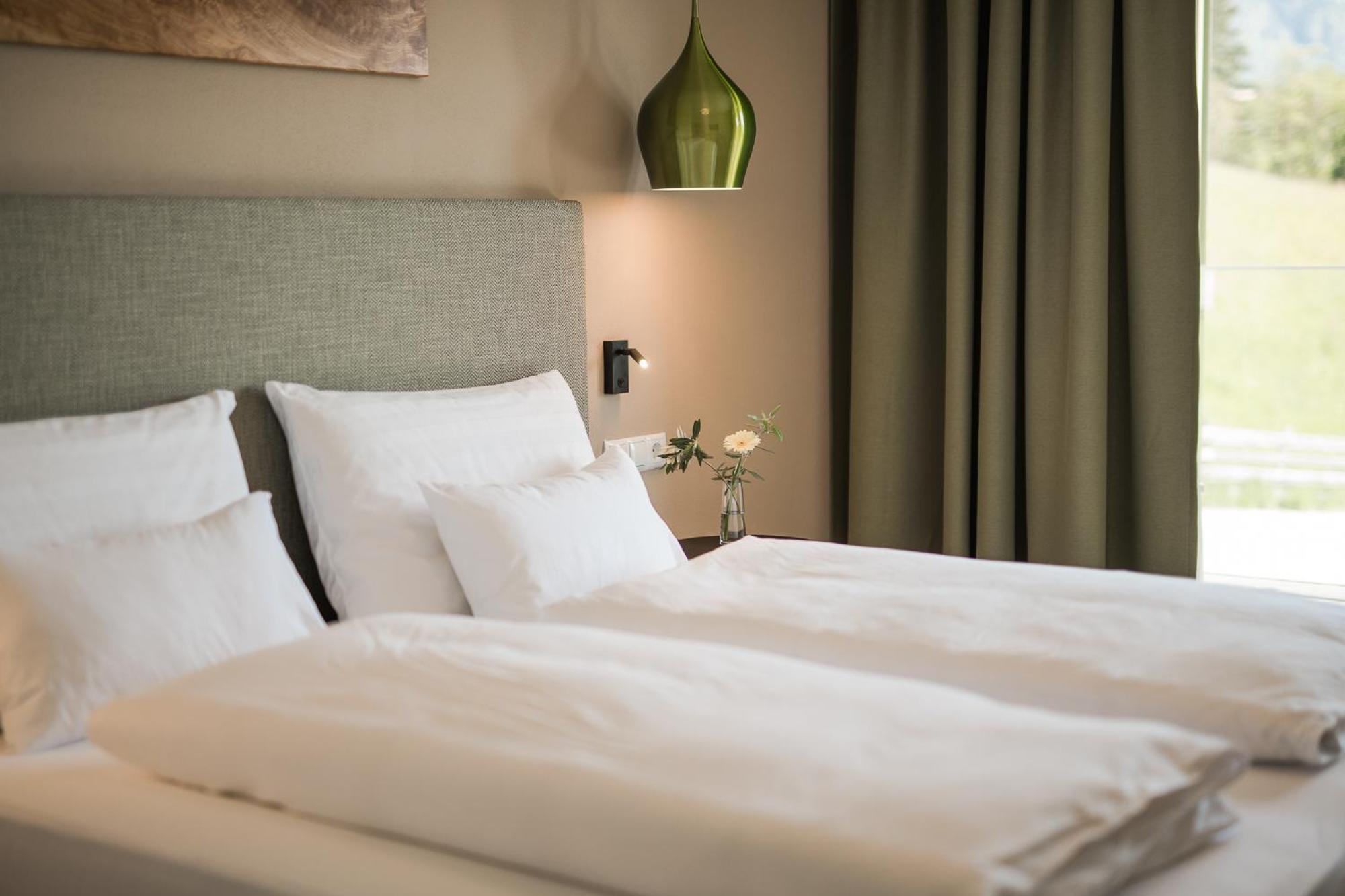 Oliven- & Genusshotel Hirzer Scena Szoba fotó