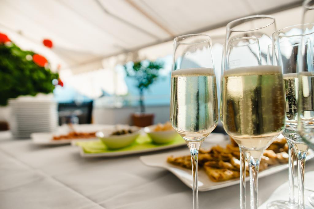 Oliven- & Genusshotel Hirzer Scena Kültér fotó